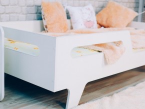 Кровать детская Бэби белая в Кунгуре - kungur.magazinmebel.ru | фото - изображение 2